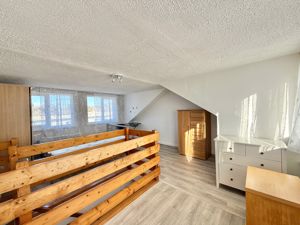 Photo 16- click for photo gallery